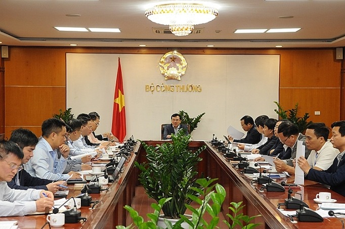 Thứ trưởng Bộ Công Thương ý kiến "không để dự án điện tiếp tục chậm tiến độ"