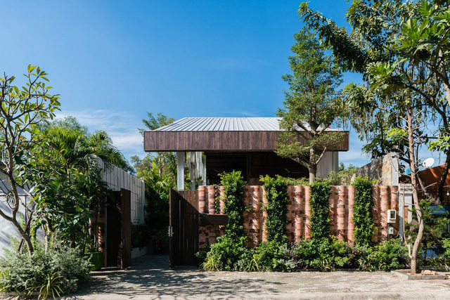 Phòng ngủ tổ chim trong ngôi nhà 260m2 độc đáo