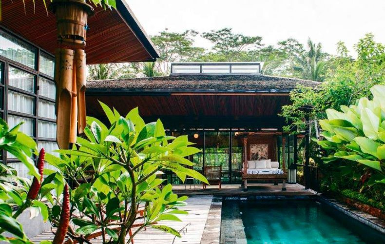 Biệt thự kết hợp giữa phong cách hiện đại và văn hóa địa phương