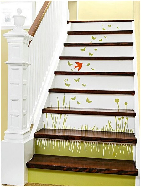 Cầu thang hiện đại với cách trang trí độc đáo