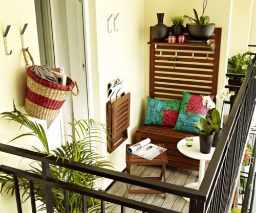 Thiết kế không gian thư giãn trên ban công nhỏ nhà bạn