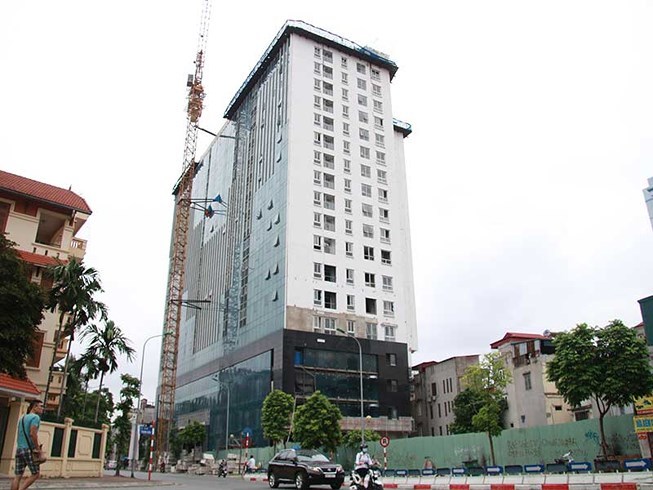 Hà Nội: "Cắt ngọn" toà 8B Lê Trực từ ngày 15/5