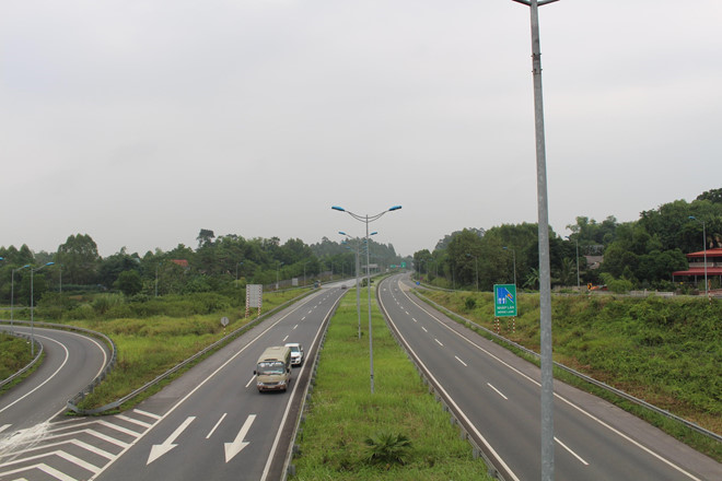 Quốc hội không đồng ý chuyển 8 dự án cao tốc Bắc - Nam sang đầu tư công