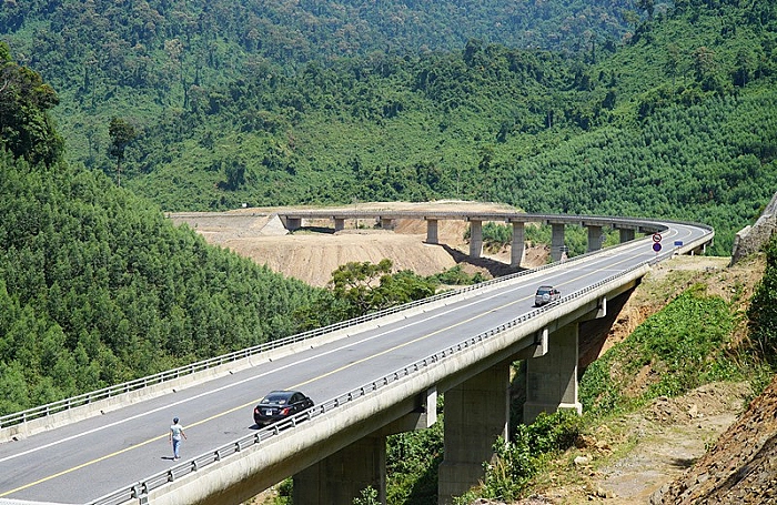 Cách nào gỡ ‘nút thắt’ cao tốc La Sơn – Túy Loan?
