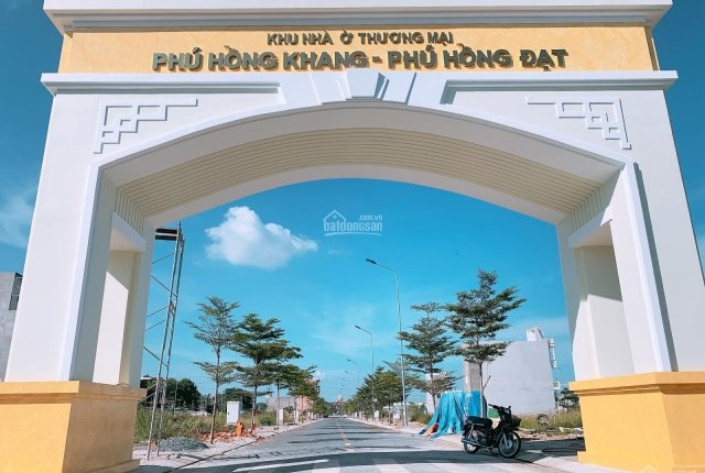 Doanh nhân Phạm Thị Hường được giao 16 lô "đất vàng" thần tốc trong 5 năm