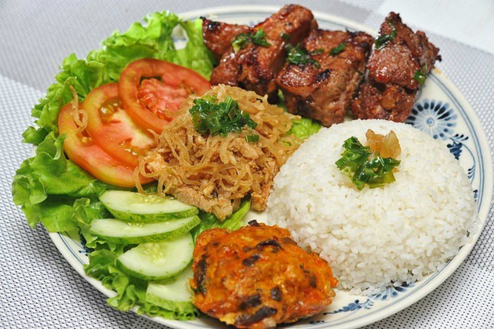 15 món ăn ngon nổi tiếng đặc trưng của Sài Gòn