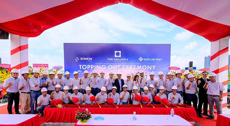 Chính thức cất nóc phân khu đầu tiên của siêu dự án The Metropole Thủ Thiêm