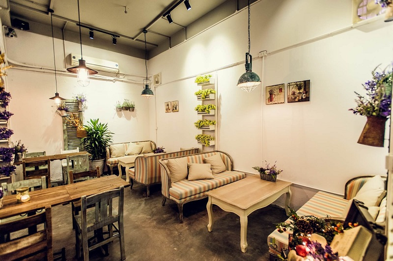 Trang trí nội thất quán cafe theo phong cách cổ điển