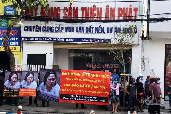 Mua nhà đất coi chừng sập "bẫy"
