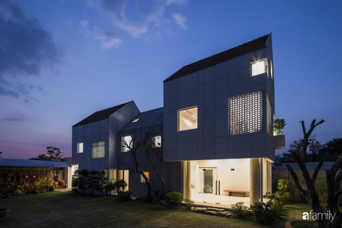 Khám phá vẻ đẹp kiến trúc đương đại của ngôi nhà ở ngoại ô Sài Gòn