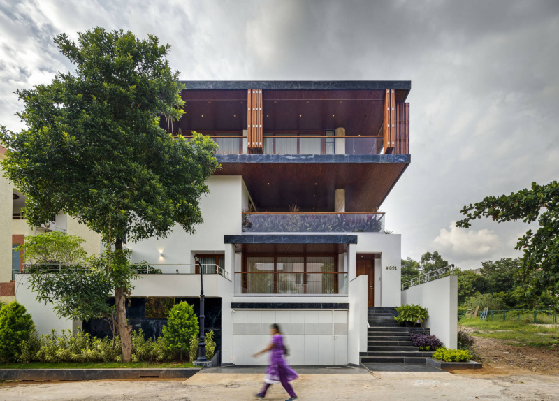 House of Voids – ngôi nhà với hệ cửa trượt thay tường bao và những khoảng không gian mở ấn tượng