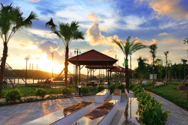 SeaHoldings bàn giao sổ đỏ cho cư dân Lago Centro