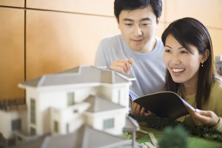 Vợ chồng lương 15 triệu/tháng liệu có mua được nhà?