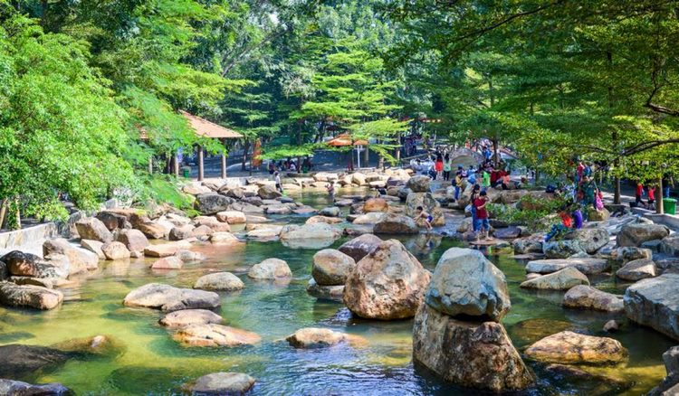 Đừng bỏ lỡ 10 địa điểm vui chơi, tham quan này khi đến Bình Dương