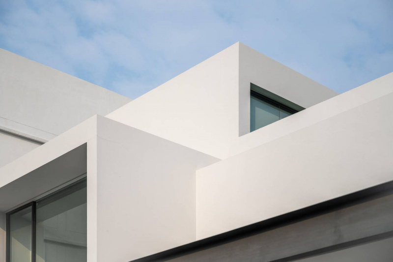 B House – Ngôi nhà 650m2 của gia đình 2 thế hệ, được thiết kế và xây dựng dựa trên yếu tố phong thủy