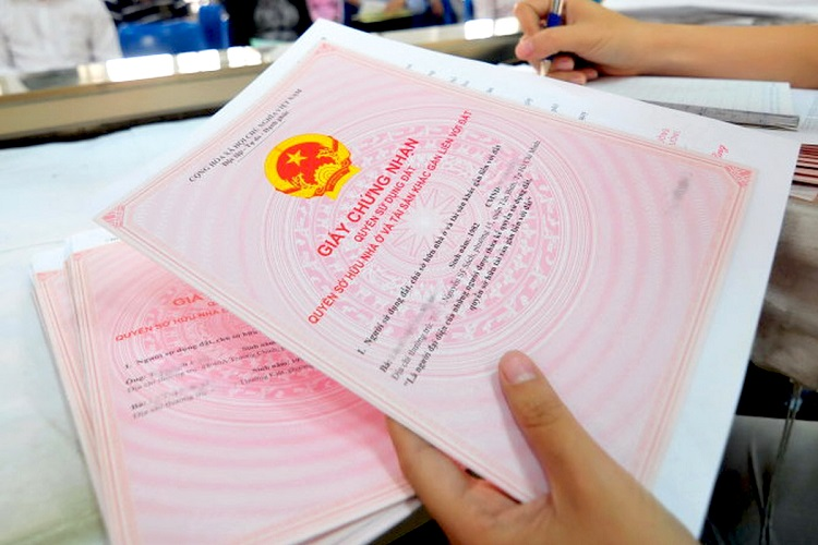 Sửa quy định cấp sổ đỏ cho người nhận chuyển nhượng QSDĐ trong dự án phát triển nhà ở
