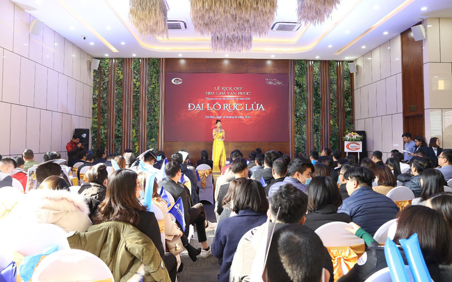 Tinh thần rực lửa tại Lễ kick off dự án Him Lam Vạn Phúc