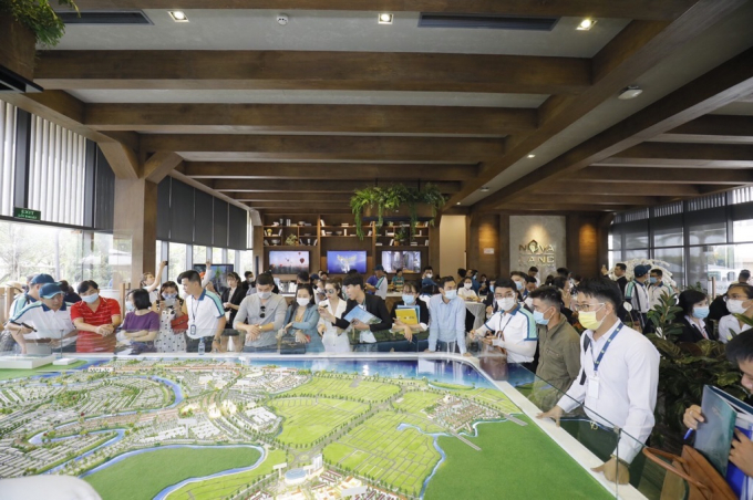 Doanh nghiệp BĐS bắt tay ngân hàng gia tăng lợi ích cho nhà đầu tư