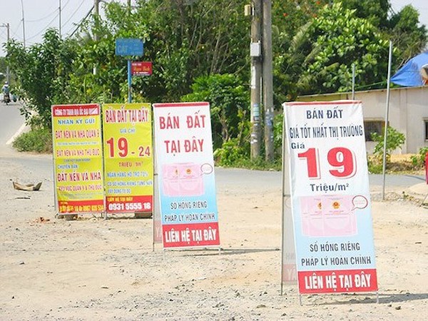 HoREA đề xuất một loạt các sắc thuế mới nhằm ngăn chặn "sốt đất"