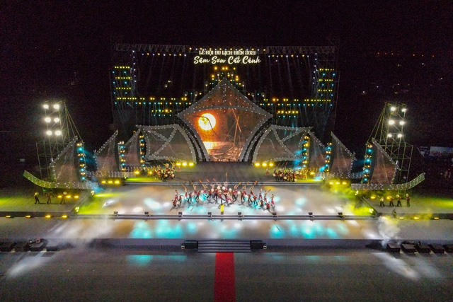Sầm Sơn: Sun Group khai trương khu đô thị quảng trường biển Sun Grand Boulevard