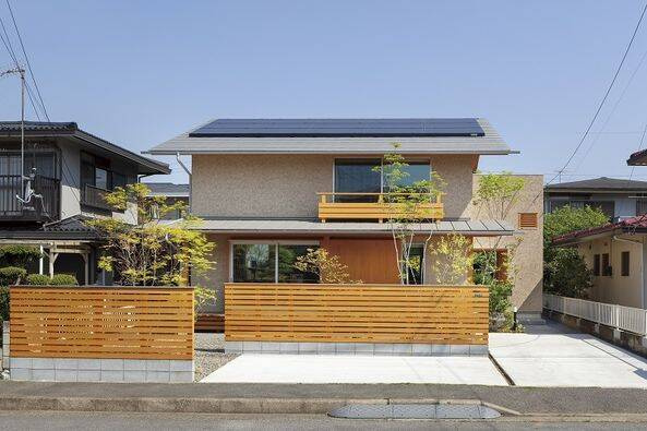 Ushiku House: Ngôi nhà gỗ 2 tầng đậm phong cách truyền thống Nhật Bản