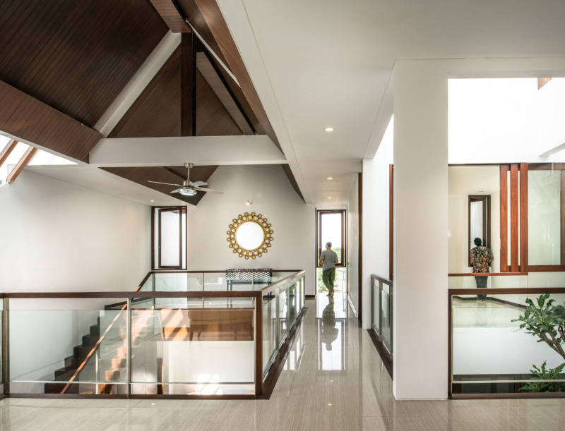 Spouse House: Thiết kế ngôi nhà tiết kiệm điện năng chiếu sáng ban ngày