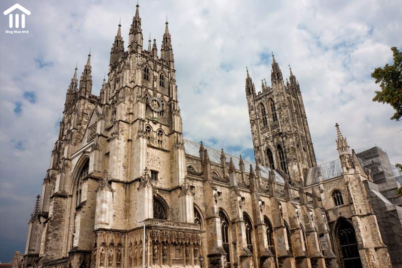 Gothic là gì? Đặc trưng của phong cách kiến trúc Gothic