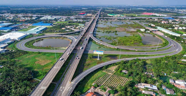 Đức Hòa phát triển mạnh - tạo đà cho bất động sản 'vượt sóng'