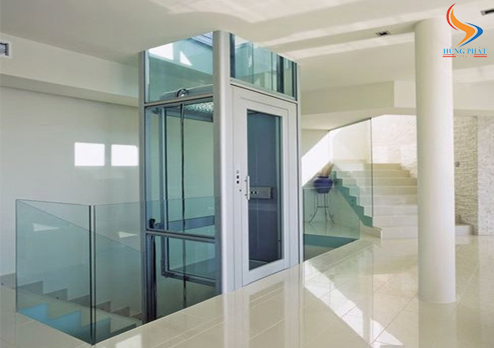 Thang máy trục vít: Những ưu nhược điểm cần lưu ý