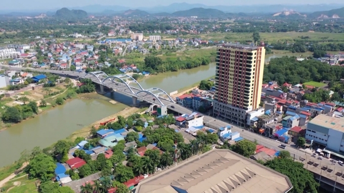 Bất chấp bị kiểm soát, tín dụng bất động sản vẫn tăng mạnh, chiếm gần 21% tổng dư nợ