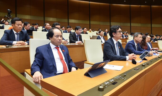 Quốc hội yêu cầu ngăn chặn “phân lô, bán nền”, không để xảy ra tình trạng bong bóng bất động sản