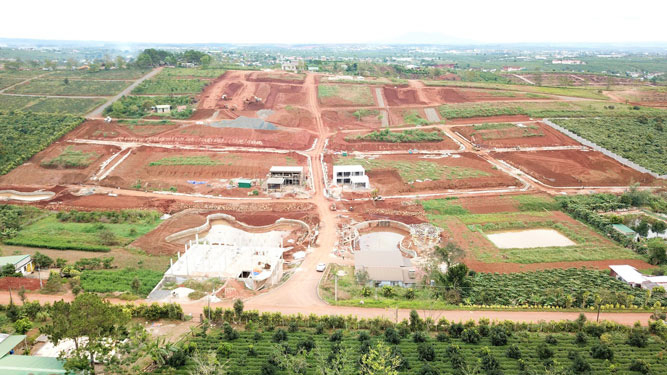Lâm Đồng: Xử lý tình trạng núp bóng hiến đất làm đường để phân lô, tách thửa trái phép
