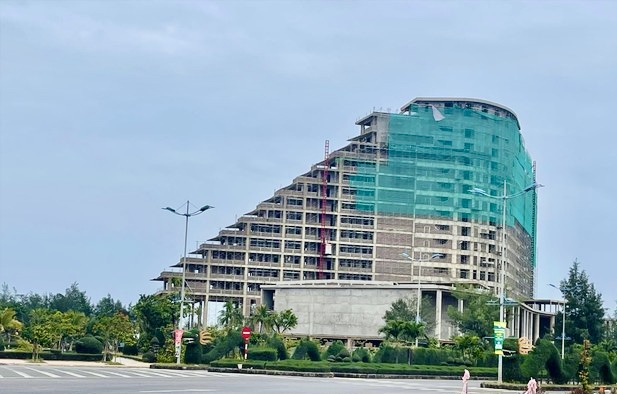 Quảng Bình: Hàng loạt dự án chậm tiến độ, nợ thuế