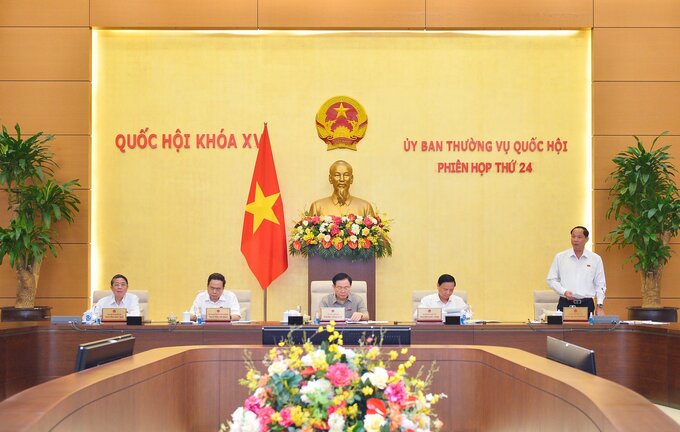 Ủy ban Thường vụ Quốc hội cho ý kiến về các Luật Đất đai, Kinh doanh bất động sản, Nhà ở sửa đổi