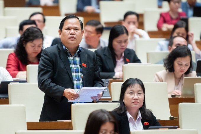 Đại biểu đề xuất giảm thuế GTGT đến hết năm 2024