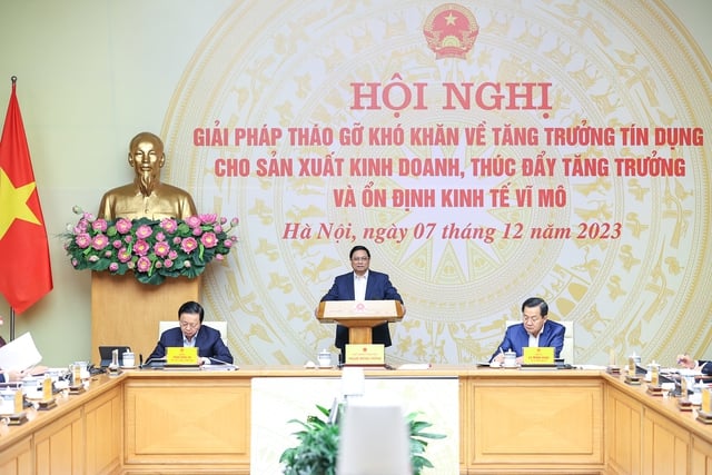 Thủ tướng: Doanh nghiệp bất động sản liệu đã có trách nhiệm chung chưa?