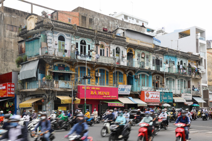 Tp.HCM chỉ đạo khẩn trương tháo dỡ chung cư xuống cấp nghiêm trọng tại quận 5